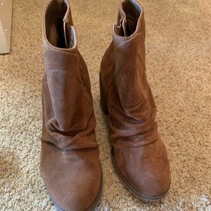Brand new universal thread boots
